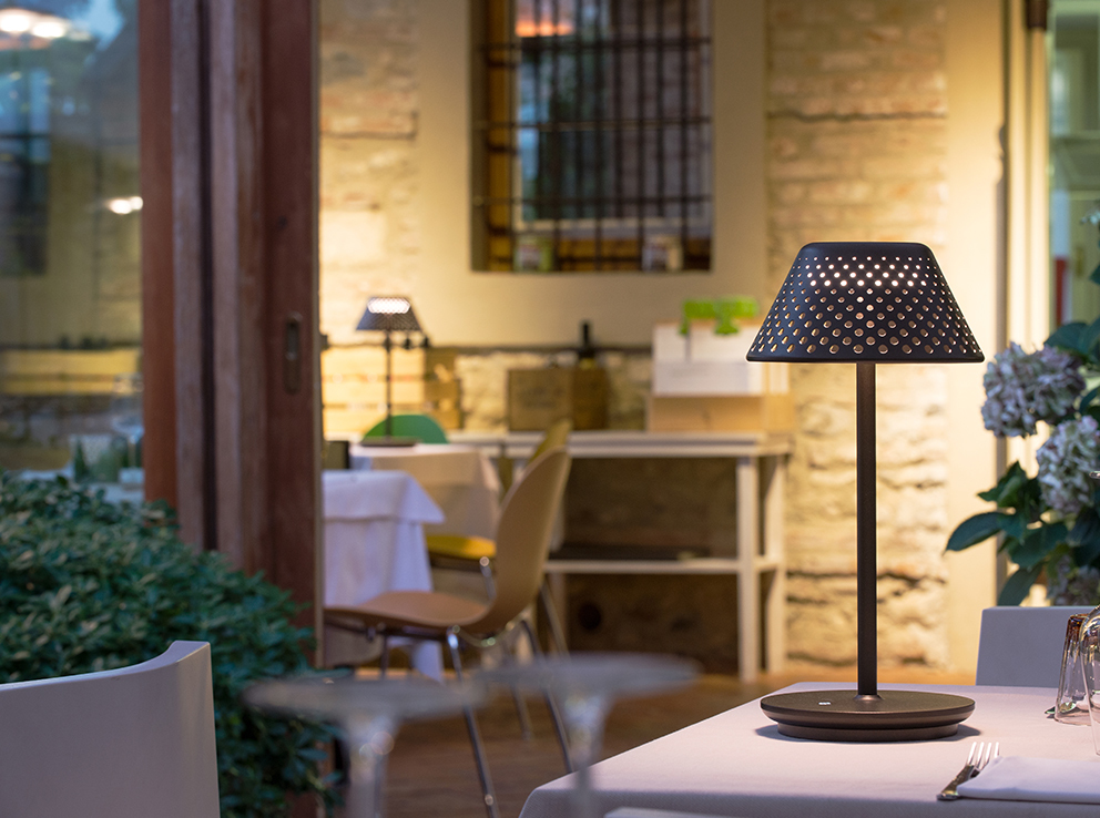 Illuminazione indoor e outdoor, le soluzioni Platek creano particolari effetti decorativi della luce
