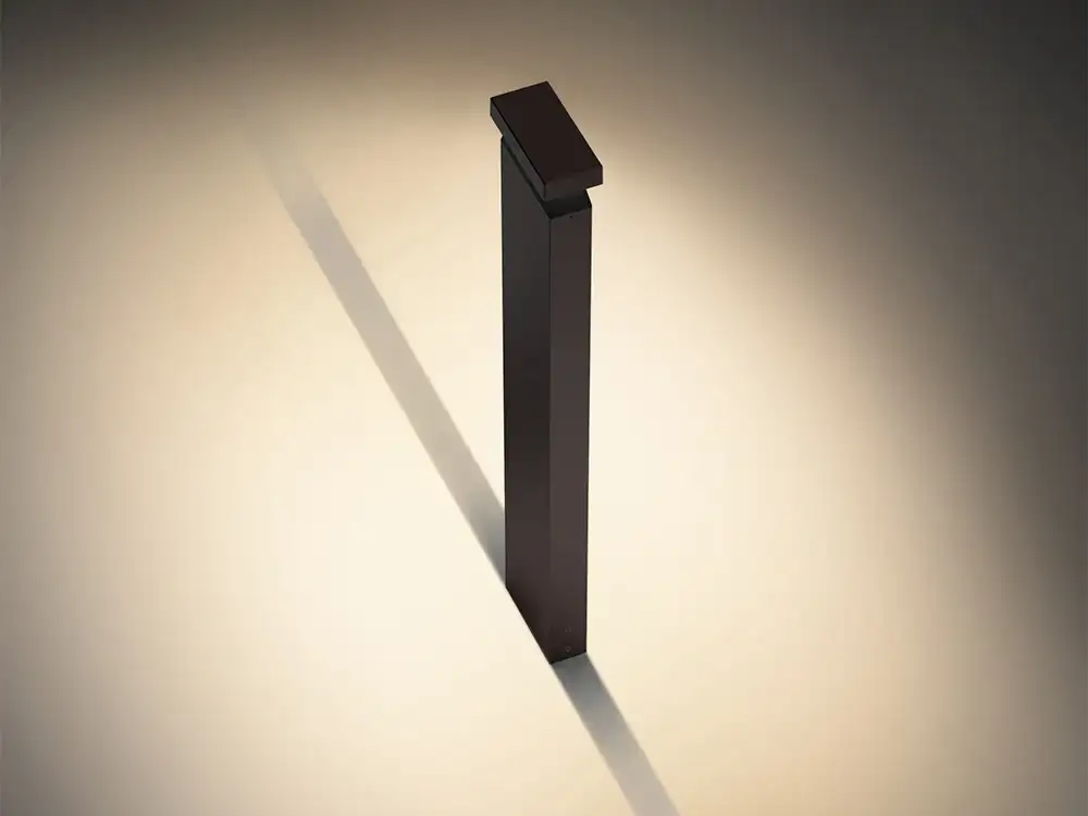 Buzzer_Q bollard LED in alluminio per landscape e spazi urbani.webp