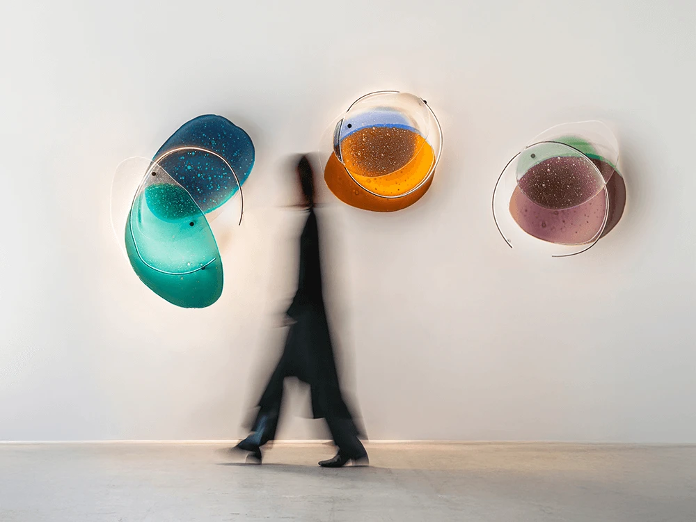 Crisalide by Draga & Aurel: lampade in vetro artistico come materia viva