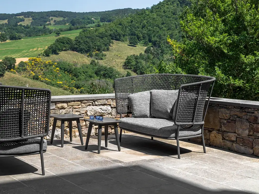 Design ispirato alla Luna: arredo, illuminazione e materiali nel design contemporaneo 2026