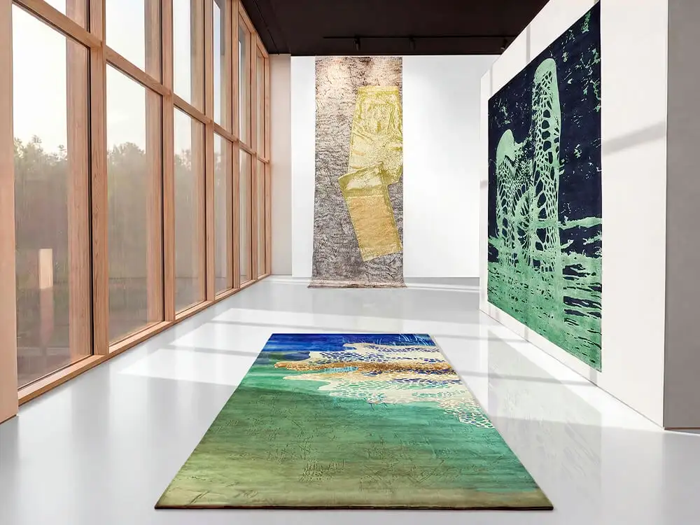 Sahrai Milano presenta The Deeper Capsule Collection: tappeti d’arte tra design contemporaneo e riflessione ambientale